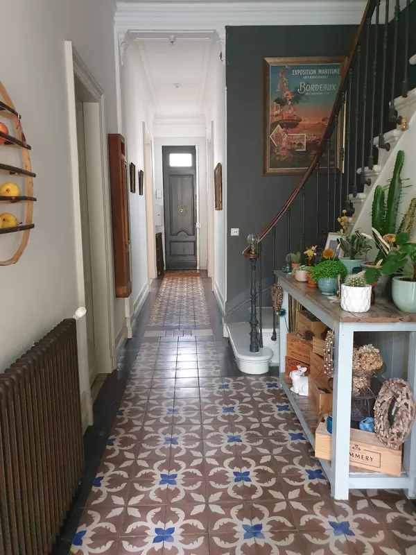Entrée AVANT