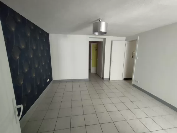Chambre principale en rez de jardin